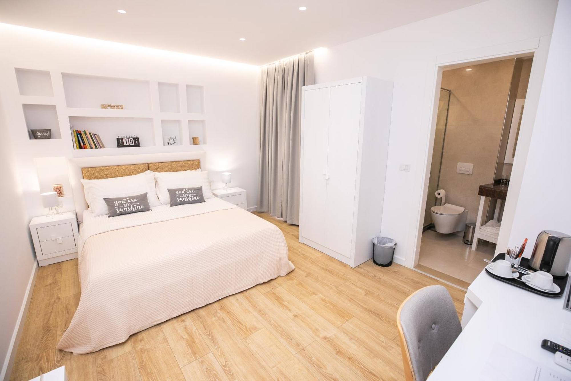 Hotel Elior Tiranë Luaran gambar