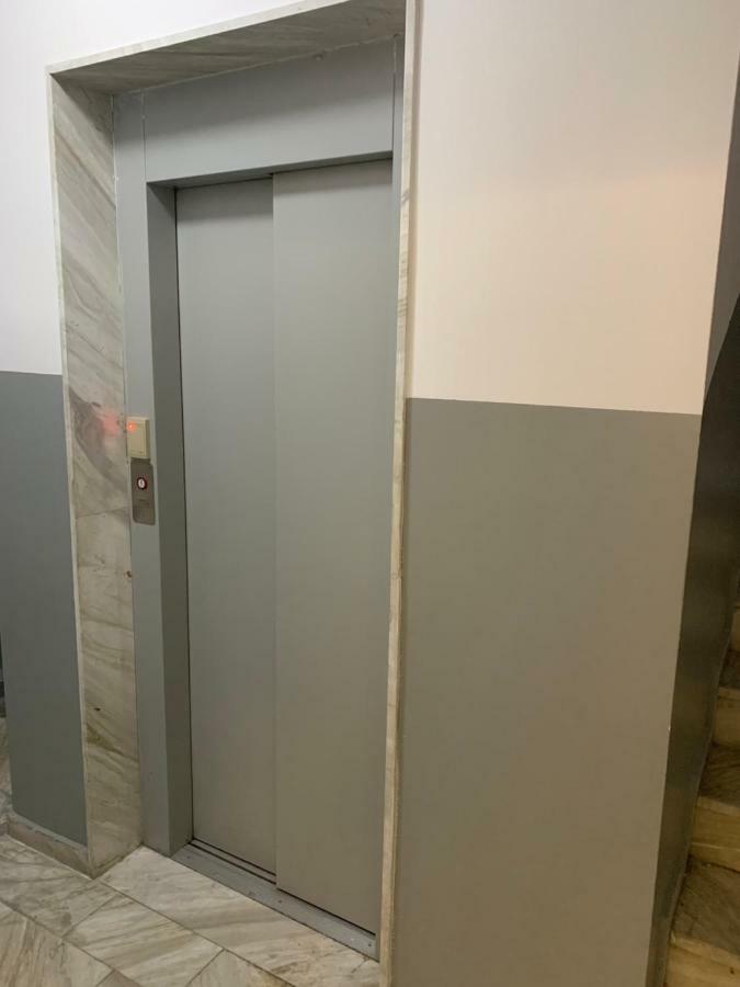Hotel Elior Tiranë Luaran gambar