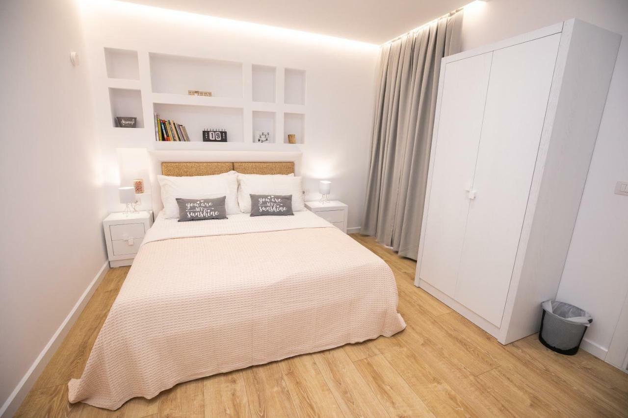 Hotel Elior Tiranë Luaran gambar