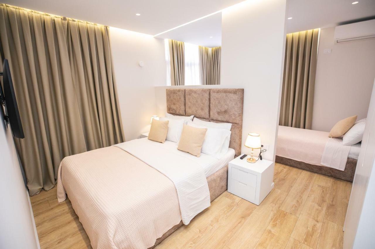 Hotel Elior Tiranë Luaran gambar